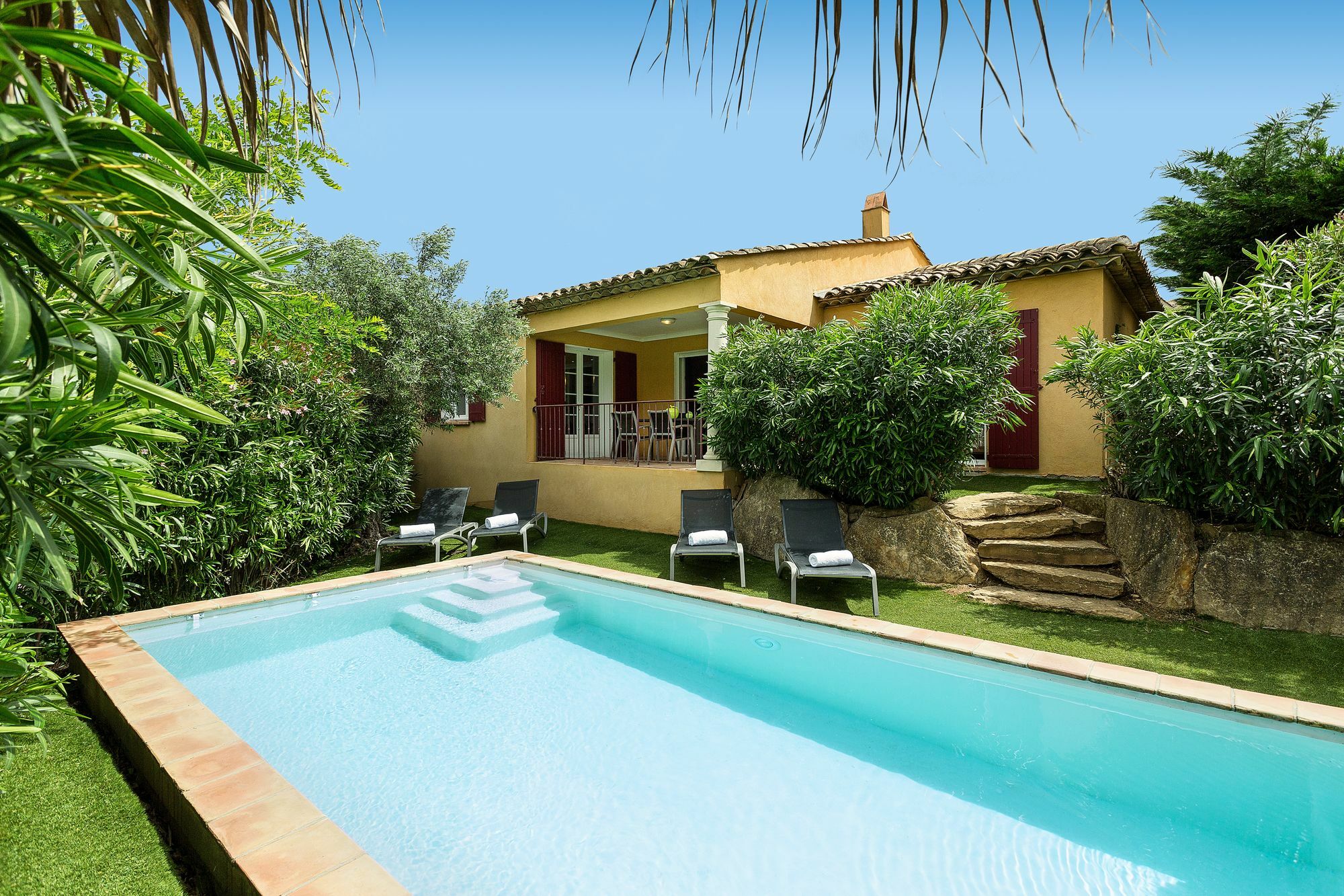 Madame Vacances Les Restanques Du Carre Beauchene Sainte-Maxime Exterior foto